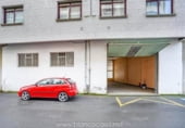 156m² locaux commerciaux pour vente à Carballo, Rúa Vila de Laxe photo