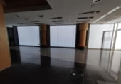 Local comercial en venta con 160m² en Gerona, Carrer del Castell de Requesens foto
