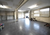 Local comercial en venta con 155m² en Tarrasa, Carrer de Menéndez y Pelayo foto