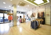 Local comercial en venta con 110m² en Tarrasa, Carrer de Pompeu Fabra foto