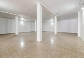 Local comercial en venta con 245m² en Valencia, en la zona de Ayora, Calle Francisco de Bellvis foto