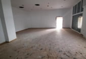 Local comercial
en venda
amb 180m² a Gandia, Calle de los Reyes Católicos foto