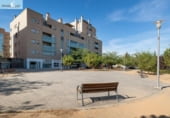 143m² commercial premises for sale in Granada, in the area of Campus, Calle del Castillo photo
