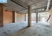 143m² commercial premises for sale in Granada, in the area of Campus, Calle del Castillo photo