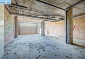 143m² commercial premises for sale in Granada, in the area of Campus, Calle del Castillo photo