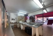 189m² restaurant for sale in Santa Coloma de Gramenet, Carrer de Nàpols photo