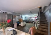 189m² restaurant for sale in Santa Coloma de Gramenet, Carrer de Nàpols photo
