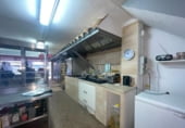 189m² restaurant for sale in Santa Coloma de Gramenet, Carrer de Nàpols photo
