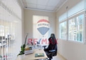 Local comercial en venta con 250m² en Alfaz del Pi, Avenida Óscar Esplá foto
