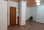82m² commercial premises for sale in Seville, in the area of Triana West, Avenida Carlos III photo
