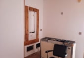 82m² commercial premises for sale in Seville, in the area of Triana West, Avenida Carlos III photo