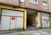 200m² commercial premises for sale in Ponferrada, Calle Don Mendo photo