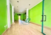 Local comercial en venta con 149m² en Orense, Rúa Vila Valencia foto
