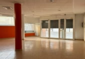 213m² commercial premises for sale in Olesa de Montserrat, Carrer Oblicua photo