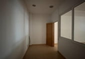 213m² commercial premises for sale in Olesa de Montserrat, Carrer Oblicua photo