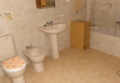 80m² commercial premises for sale in Elda, av. alfonso xiii photo