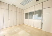 Local comercial en venta con 260m² en Alicante, Calle Los Doscientos foto