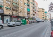 Local comercial en venta con 207m² en Granada, en la zona de Santa Adela, Calle Cataluña foto