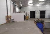 Nave Industrial en venta con 283m² en Villares de la Reina, Calle Esposos Curie foto