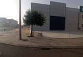 Local comercial Industrial
en venda
amb 800m² a Valdepeñas, Calle Bélgica foto