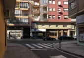 175m² commercial premises for sale in Zaragoza, Calle de Germana de Foix photo