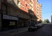 175m² commercial premises for sale in Zaragoza, Calle de Germana de Foix photo