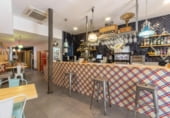 Restaurant
en venda
amb 105m² a Granada, a la zona de Barri de San Jerónimo, Calle Candiota foto