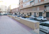 548m² commercial premises for sale in Elda, Calle Miguel Servet photo