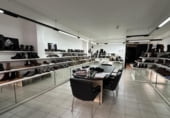 56m² offices for sale in Barcelona, in the area of Sant Antoni, carrer de calàbria, 08015 photo