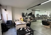56m² offices for sale in Barcelona, in the area of Sant Antoni, carrer de calàbria, 08015 photo
