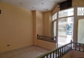 150m² commercial premises for sale in Toledo, Avenida de Barber photo
