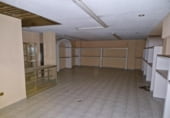 150m² commercial premises for sale in Toledo, Avenida de Barber photo