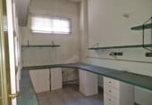 150m² commercial premises for sale in Toledo, Avenida de Barber photo