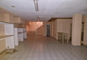 150m² commercial premises for sale in Toledo, Avenida de Barber photo