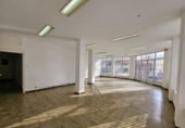 214m² commercial premises for sale in A Coruña, avenida de finisterre photo