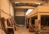 Nave Industrial en venta con 400m² en Roda de Berà, Plaça del Pujol foto