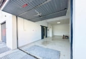 82m² commercial premises for sale in Loja, Calle Antequera photo