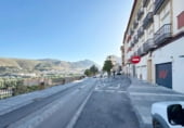 82m² commercial premises for sale in Loja, Calle Antequera photo