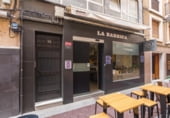 240m² restaurant for sale in Elche, Calle Alfonso XII photo