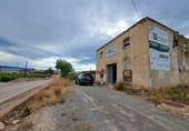 Nau Industrial
en venda
amb 402m² a Canals, Polígono 8 foto