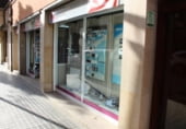 Local comercial en venta con 177m² en l'Hospitalet de Llobregat, en la zona de Centre, Carrer de Santa Anna foto