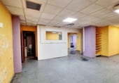 279m² commercial premises for sale in Algeciras, Calle Buen Aire photo