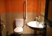 Local comercial en venta con 30m² en Cáceres, Avenida de la Hispanidad foto