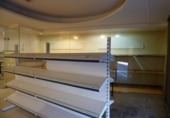 Local comercial en venta con 73m² en Vilanova del Camí, Carrer Mossèn Jacint Verdaguer foto