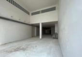 Local comercial en venta con 735m² en Carlet, Avenida de Salvador Allende foto