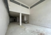Local comercial en venta con 735m² en Carlet, Avenida de Salvador Allende foto