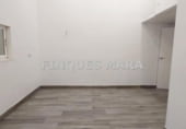 Local comercial en venta con 40m² en Sant Boi de Llobregat, en la zona de Marianao, Carrer d'Antoni Gaudí foto