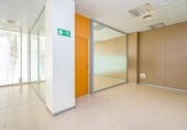 418m² commercial premises for sale in Elda, gran avenida photo