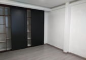 144m² commercial premises for sale in Santander, Plaza del Progreso photo