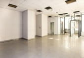 Local comercial en venta con 179m² en Alcorcón, Avenida del Pinar foto